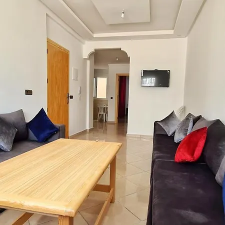 Enjoy Your Vacation Here, 1 Min To The Beach, Only For Families !! Martil Exterior photo