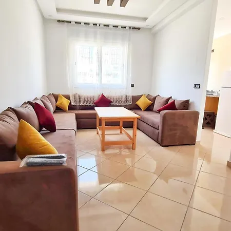 Enjoy Your Vacation Here, 1 Min To The Beach, Only For Families !! Martil Room photo