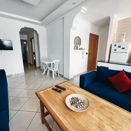 Enjoy Your Vacation Here, 1 Min To The Beach, Only For Families !! Martil Exterior photo
