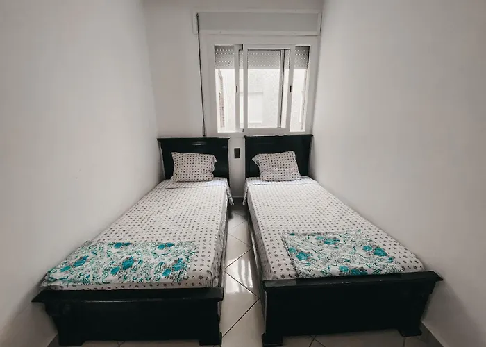 Enjoy Your Vacation Here, 1 Min To The Beach, Only For Families !!